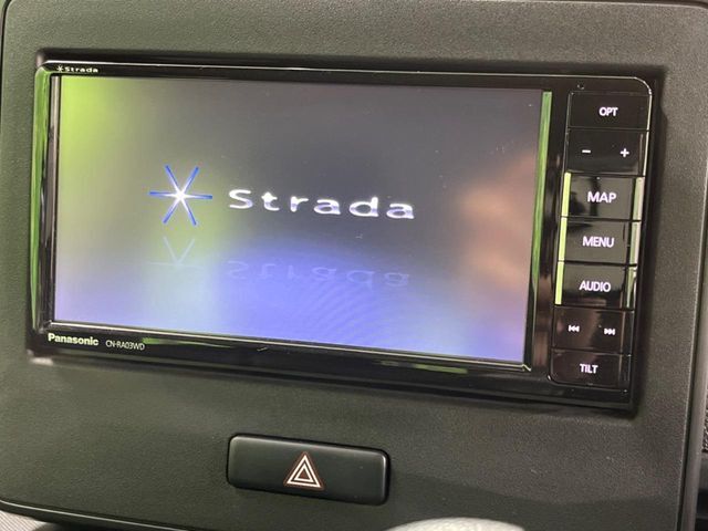 【ナビゲーション】使いやすいナビで目的地までしっかり案内してくれます。各種オーディオ再生機能も充実しており、お車の運転がさらに楽しくなります！！