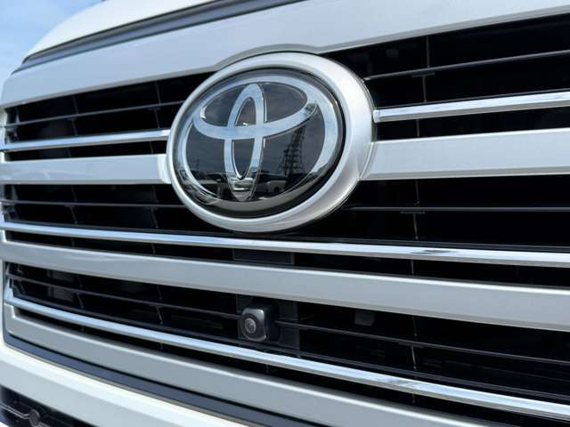 当社販売実績の約4割は県外のお客様です☆北海道から沖縄まで全国納車可能です☆全国ドコでも書類にて登録・名義変更が可能ですので、当店にて引き取り納車も大歓迎です☆