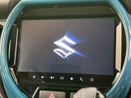 【純正ナビ】人気の純正ナビを装備しております。ナビの使いやすさはもちろん、オーディオ機能も充実！キャンプや旅行はもちろん、通勤や買い物など普段のドライブも楽しくなるはず♪