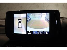 真上からの視点で車を見ることが出来る全方位カメラ機能付き！