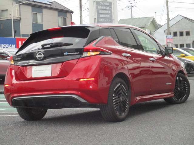 車検整備費用込み！全国納車可能ですのでお気軽にお問い合わせ下さい♪お電話＆E-Mailお待ちしております。クレジット最長6年(72回)や自動車保険、各種ボディコーティング、部品取付も取り扱っております。