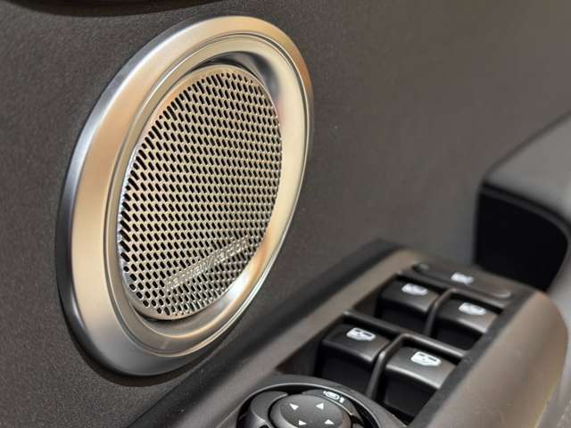 harman kardonサウンドシステムで良質な音楽とともにドライブができます♪