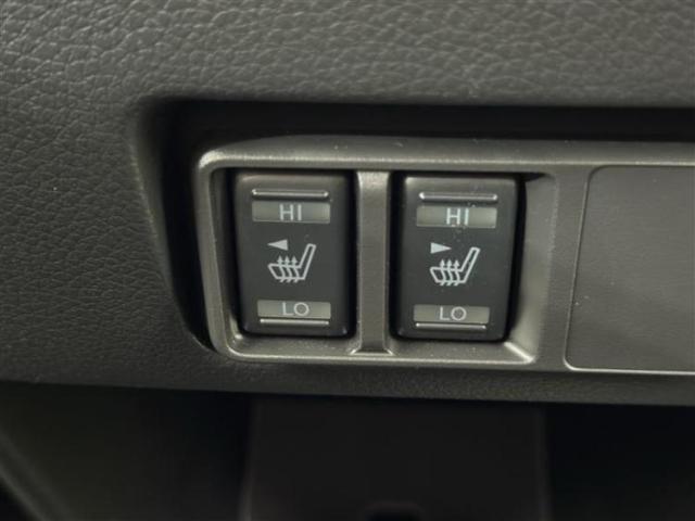お車に合わせて無料保証以外にも、保証範囲、期間、距離を拡充させた有料保証もご用意しております！中古車の購入が初めてで不安・・・というお客様もご安心ください！