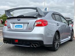 全国に店舗を展開しているのでどこでもお取り寄せが可能です！この車が気になるけど遠方だから・・・と諦める必要はありません！※別途陸送費が必要です。