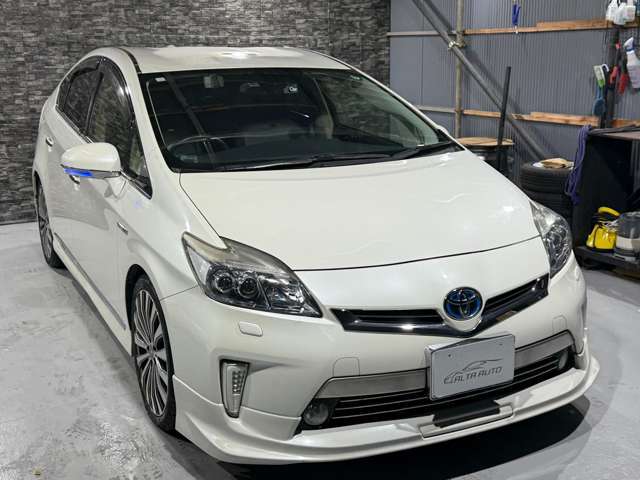 雨天時でもご覧頂ける様屋根付きのガレージ内でもご覧頂けます！