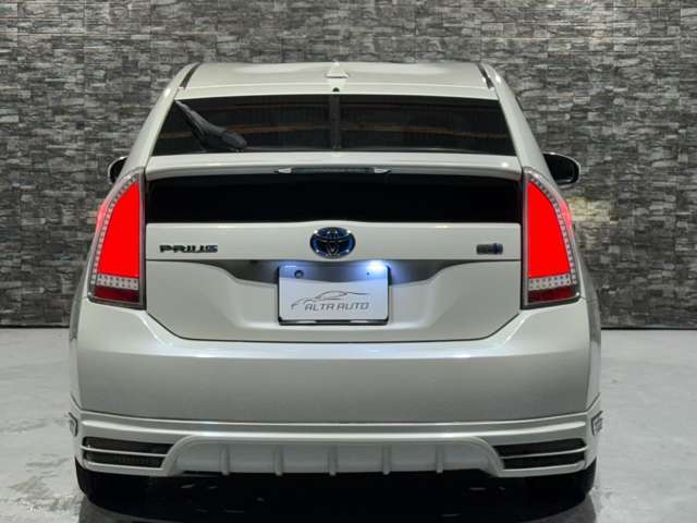 ご遠方のお客様も安心の全国1年保証付き！期間中走行距離無制限！365日24時間無料ロードサービス付き！