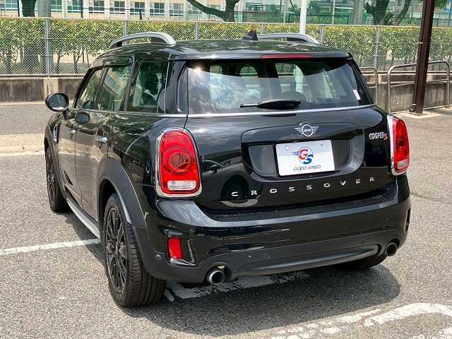 下取り車の今お乗りのお車も高く買い取らせて頂きます。軽自動車から輸入車まで高価査定をしております。
