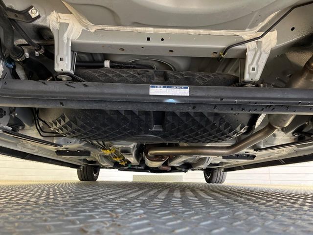 下回りがきれいなうちに、防錆加工の施工がオススメ。降雪地域はもちろん、沿岸部にお住いの方や、趣味でマリン・ウィンタースポーツをされる方にご好評いただいております。