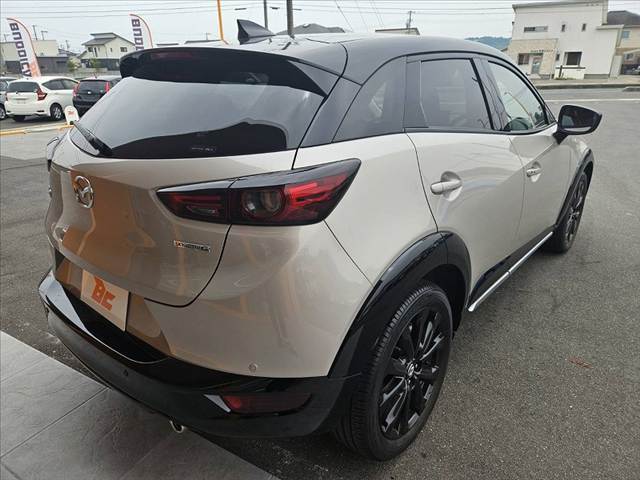 気になる車両などあれば、すぐにお問合せ下さい！右のカーセンサー専用ダイヤルからお電話いただくとスタッフがご質問にお答えいたします。