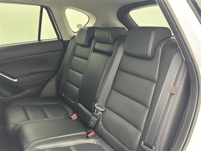 店頭在庫以外にも全国約4万台※の在庫から、ぴったりな1台をご提案します！※2023年10月現在の在庫台数です。売約済の可能性があります。