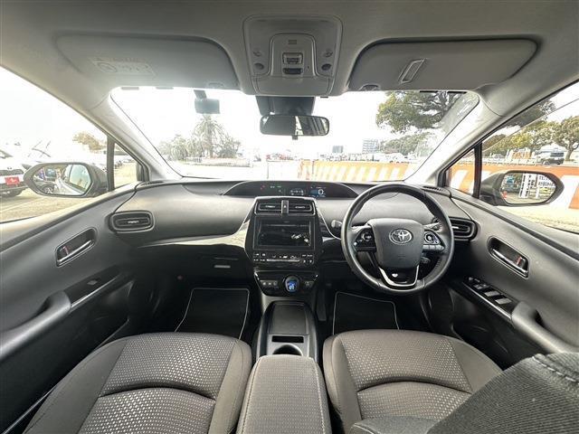 運転席廻り