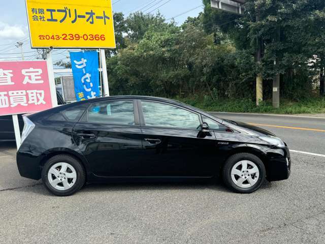 展示場横に自社整備工場も完備！　購入後のサポートも全力で対応させて頂きます！ご安心ください！