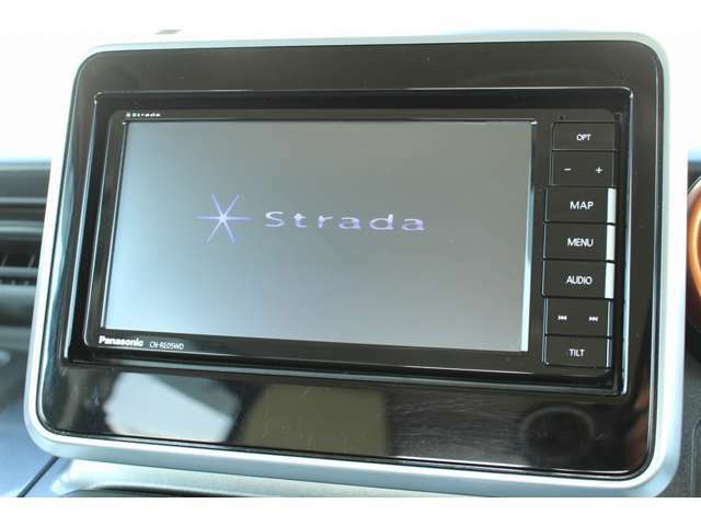 ◆【Panasonic/Strada】SDナビ フルセグ DVDビデオ再生 音楽CD再生 ミュージックサーバー Bluethoothオーディオ カラーバックカメラ