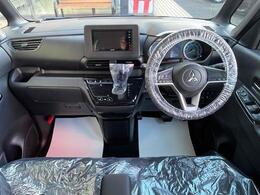 運転者にとっては日々使用することとなる運転席です。運転席が快適だと運転に集中することができますね。