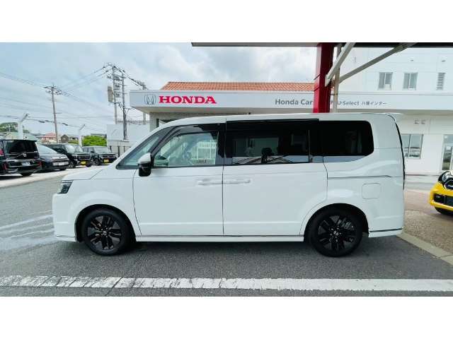 当店のお車をご覧いただきありがとうございます！お車についてのご質問やお見積りのご依頼、ご購入にあたってのご相談など気軽にお問い合わせ下さい！TEL→093-617-3311