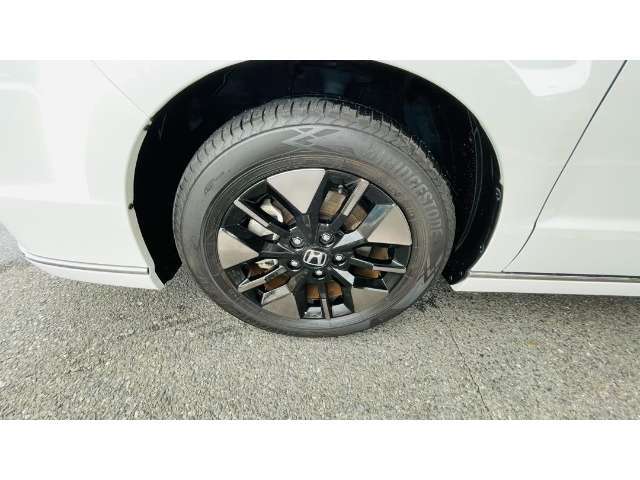 当店のお車をご覧いただきありがとうございます！お車についてのご質問やお見積りのご依頼、ご購入にあたってのご相談など気軽にお問い合わせ下さい！TEL→093-617-3311