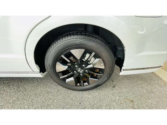 当店のお車をご覧いただきありがとうございます！お車についてのご質問やお見積りのご依頼、ご購入にあたってのご相談など気軽にお問い合わせ下さい！TEL→093-617-3311