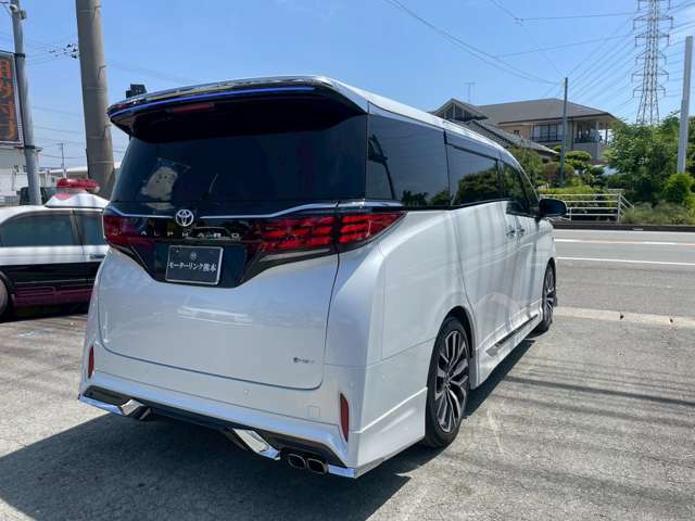 機関良好、1万キロ未満のお車になります。