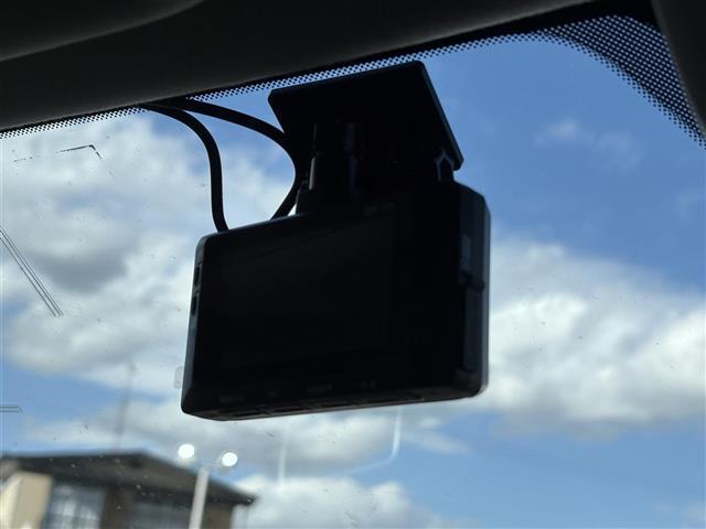 オートローン（ジャックス、オリコ）、自動車保険（三井住友・東京海上・損保ジャパン・あいおいニッセイ同和損保）各種取り扱っております！お車のサポート関係も充実しております！