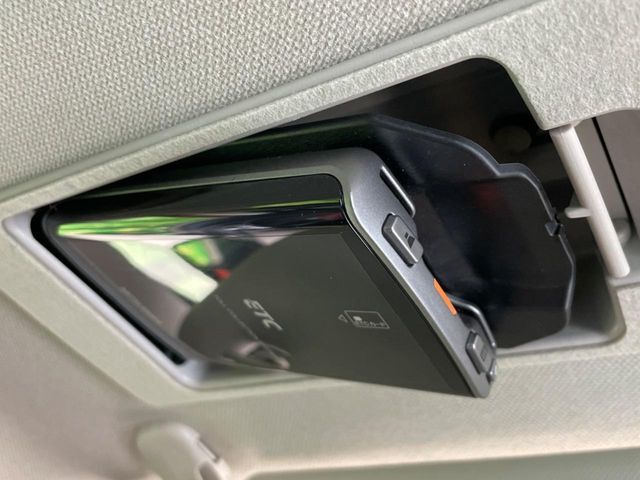 【ETC】高速道路の料金所をストレスなく通過！話題のスポットやサービスエリアに多い「スマートIC」利用時は必須のアイテムです。当店でセットアップを実施、ご納車当日からすぐにご利用いただけます！