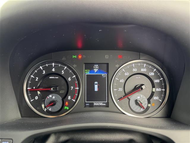 【スピードメーター】メーターがシンプルで見やすく運転しやすいですね！◆ご来店予約受付中！無料の来店予約は【来店予約をする】ボタンから！◆