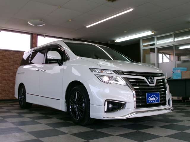 内外装ともにキレイなクルマです！また当社の在庫は全車、第三者機関（AIS）にて車輌品質書付ですので安心してお乗りになれます。