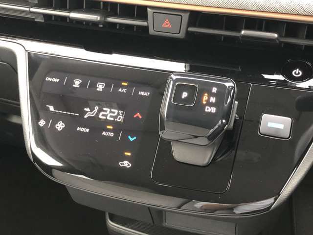 現車のご確認などのご来店につきましても大歓迎です！入れ違いでのご売約などが無いよう、事前に日程のご連絡いただければ大変助かります。
