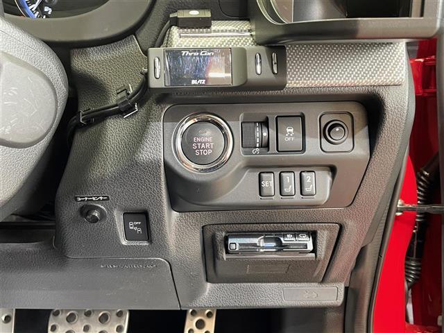 店舗にて現車の確認もいただけますので、お電話で在庫のご確認の上是非ご来店くださいませ！！！