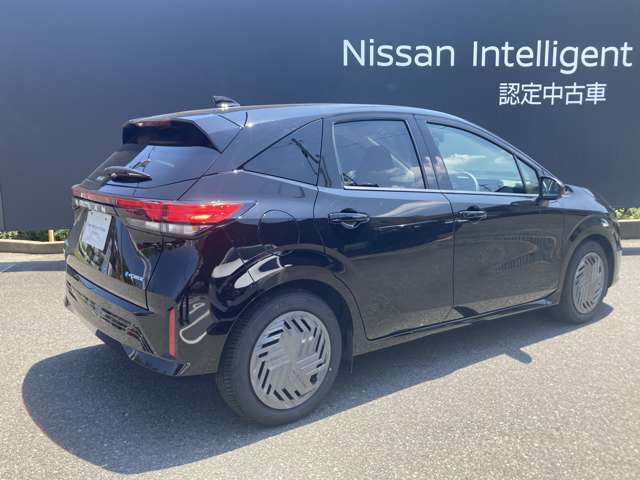 プライバシ-ガラスが装備されています。外を見るときは気にならずに、後方車両から車内が見えにくい設計です。