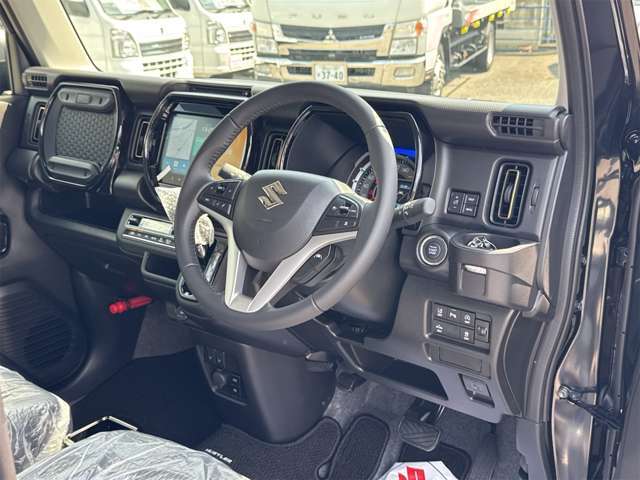 当社車輌をご覧いただきありがとうございます！当車輌のことや現在お乗りのお車のことで気になることがございましたらお気軽にご連絡ください♪見学だけでも大歓迎です♪