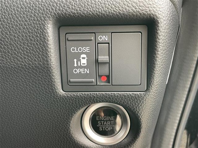 【運転席操作部】快適なドライブを楽しむための機能が装備されています！運転席から触れるので、使いやすいです！除菌プランいれていただくと、さらに清潔で安心していただけます！