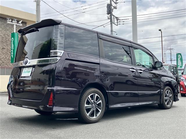 【　外装エクステリア　】現車の確認はお電話で在庫のご確認の上、是非ご来店くださいませ！ご来店の難しい方は店舗スタッフがお電話やメールで詳細をお答えさせて頂きます。