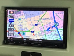 ナビ搭載です。知らない道も安心ですね！