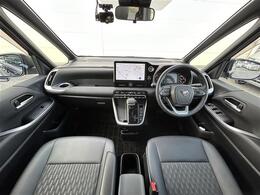 店舗にて現車の確認もいただけますので、お電話で在庫のご確認の上是非ご来店くださいませ。