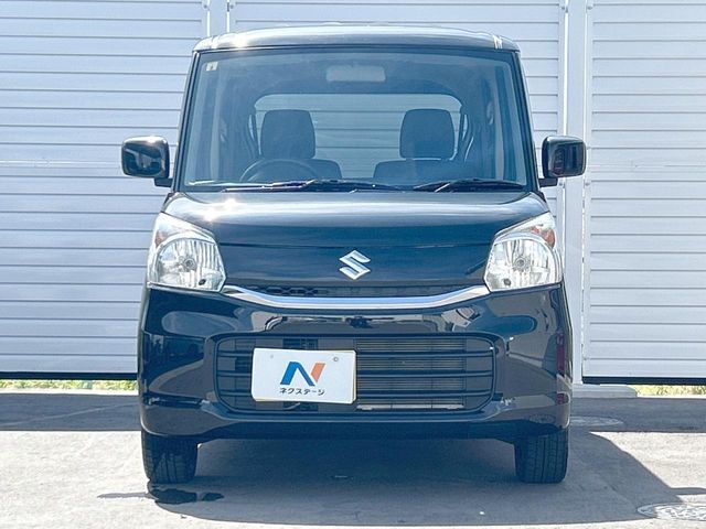 弊社では、全車『修復歴なし』のお車のみ取り扱っております。専任バイヤーによる厳選した仕入れの後、入庫後の車両チェックを行い、ネクステージが認定した高品質な中古車をご提供しております。