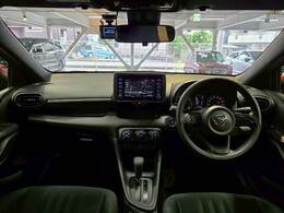 アイポイントが高く見晴らしの良い運転席です！