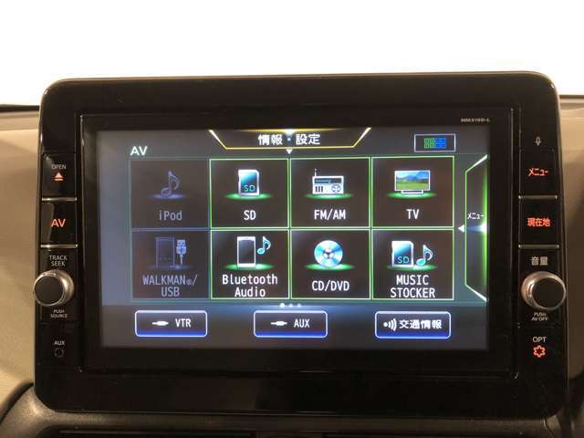 Bluetooth Audio、MUSIC STOCKER、フルセグTV、CD、DVD再生可能です♪