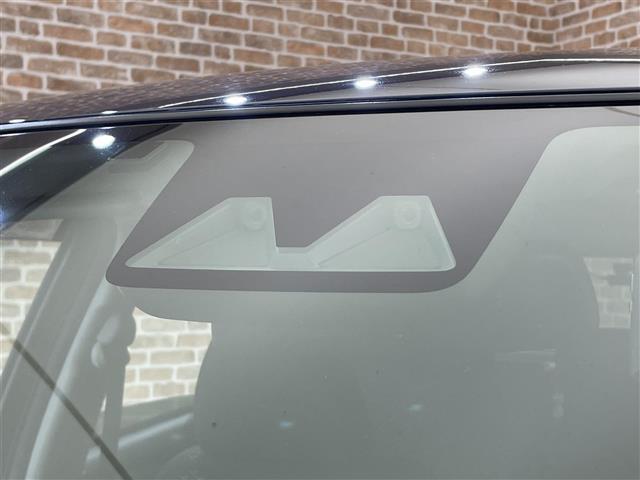 【　ドライブレコーダー　】万が一の事故してしまった、事故された時しっかりと記録してくれます！！安心してドライブが楽しめますね♪