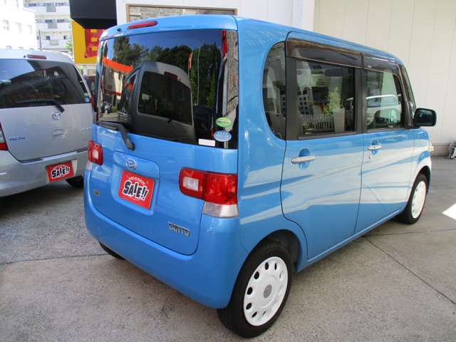 4WD車に関しては、納車整備の段階で下回りの防錆処理（ブラックシャーシ塗装）を行っております。そもそも当社の基準を超すサビや腐食がある車両は仕入れませんのでご安心を！