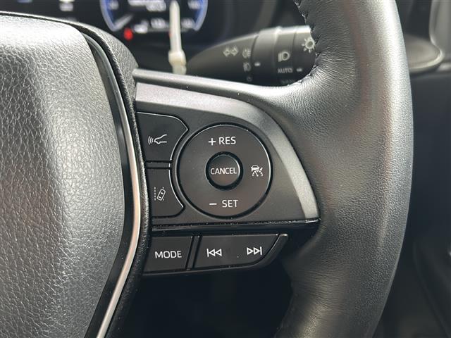 店頭在庫以外にも全国約4万台※の在庫から、ぴったりな1台をご提案します！※2023年10月現在の在庫台数です。売約済の可能性があります。