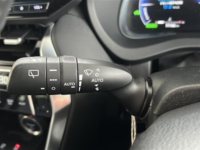 店頭販売もしておりますので、先に在庫が無くなってしまうこともございます。気になる車はまずはお問い合わせください！