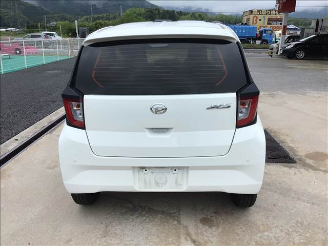 気になるお車のお見積りを作成します！車両本体価格や自賠責保険料、税金、リサイクル預託金登録に伴う諸費用を計算したお見積りをおつくりします。お気軽にお問合せ下さい！