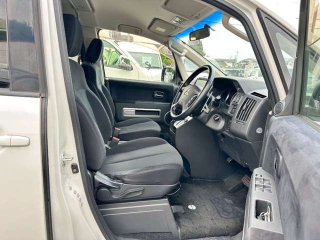 弊社では車両価格に以下の費用が含まれます→登録費用・整備点検費用・架装部の点検費用・行政書士料・車検申請費用・1年保証（一部除外車種あり）納車準備費用・詳しくはスタッフまで！