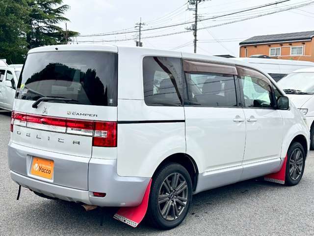 H26　デリカD5　グランドモータース製Dキャンパー　2WD　乗車定員4名　就寝定員目安2名　車両サイズ473cm×179cm×185cm　ナビ　Bカメラ　ETC　クルーズコントロール　両パワスラ