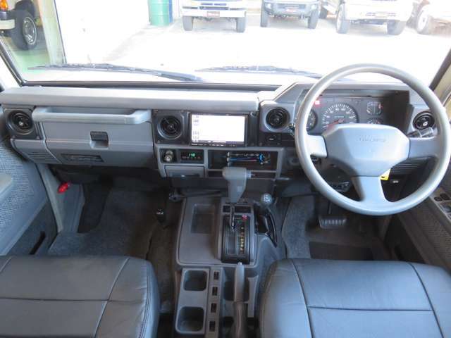 トヨタ ランドクルーザー70 4.2 ZX ディーゼル 4WD 1991年 37.0