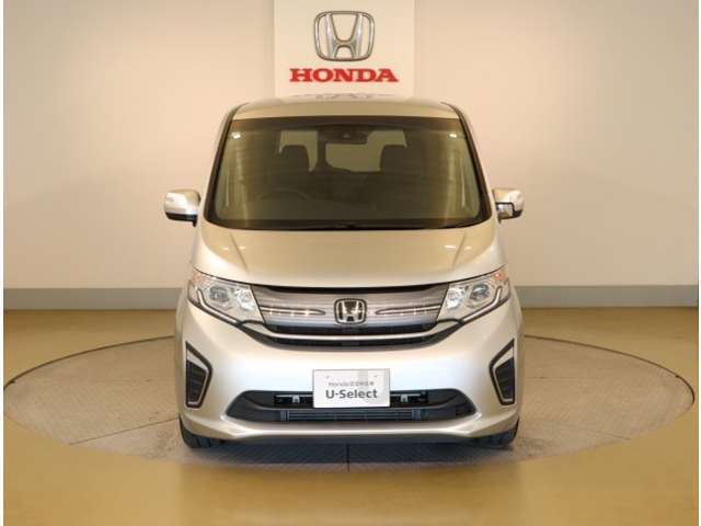 弊社は、車両本体価格に、整備代金が含まれております。納車時までにホンダの整備士がしっかりと点検整備をさせていただいておりますので、ご安心してお買い求めしていただけます。