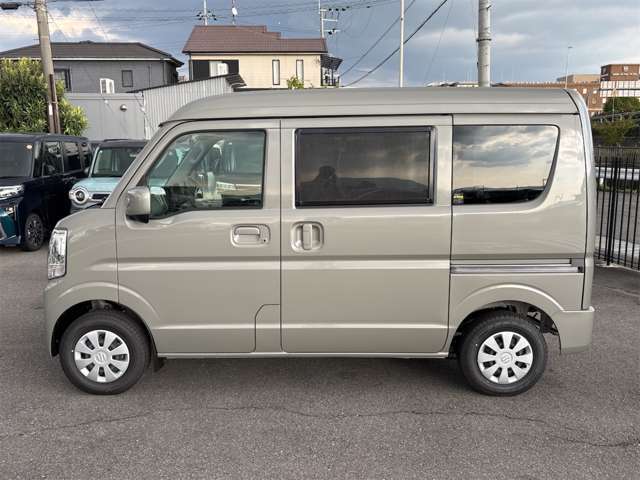 ★全国トップレベルのアフターサービス★　　★年間車検生産台数全国3位（年間6000台）！単店保険加入実績8000件！ブリジストンタイヤ販売数全国1位！お車販売後も高品質なサービスでお客様をサポートいたします★