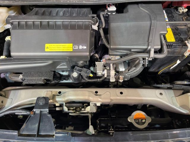 親切・丁寧な専門メカニックスタッフが応対！・車検・点検整備・事故等の修理などアフターサービスも安心。お車のカスタマイズもネクステージのサービススタッフまでご相談ください！