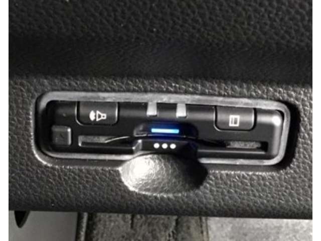 ETC付いてます。ETCが使用可能な道路通行料はキャッシュレスでスマートに走行できます。再セットアップして納車致します