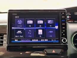 【純正8インチナビ】専用設計で車内の雰囲気にマッチ！ナビ利用時のマップ表示は見やすく、いつものドライブがグッと楽しくなります！